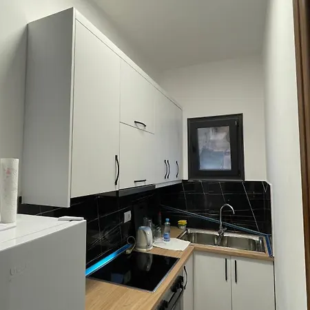 Bujtina Halili Gjinar Apartament