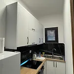 Bujtina Halili Gjinar Apartmán