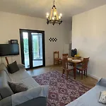 Bujtina Halili Gjinar